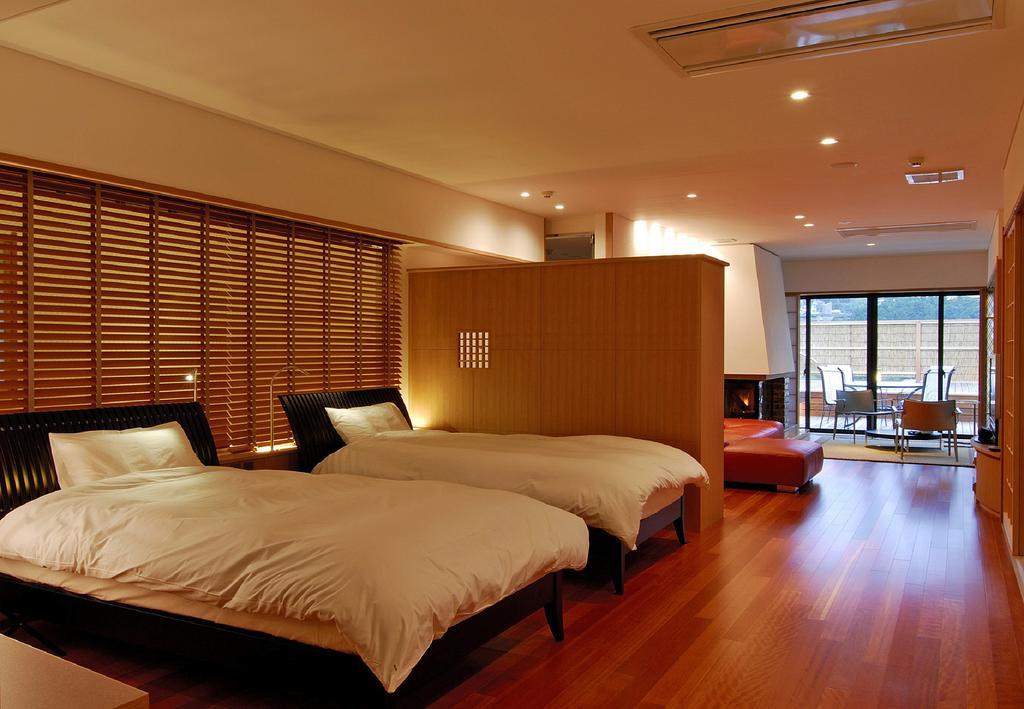 Hakone Tokinoshizuku Hotel Szoba fotó A room at the hotel
